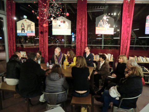 "A tête reposée" première rencontre autour de la pièce "La rémanence des lucioles"